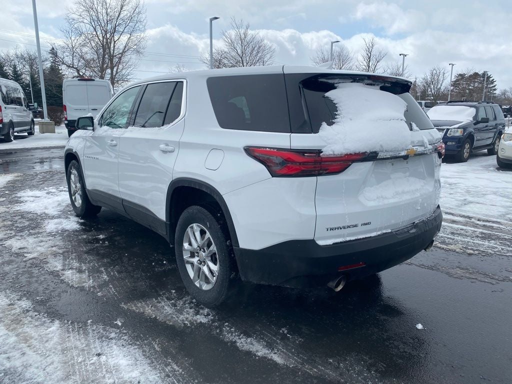 2023 Chevrolet Traverse LS