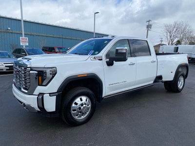 2024 GMC Sierra 3500HD Denali