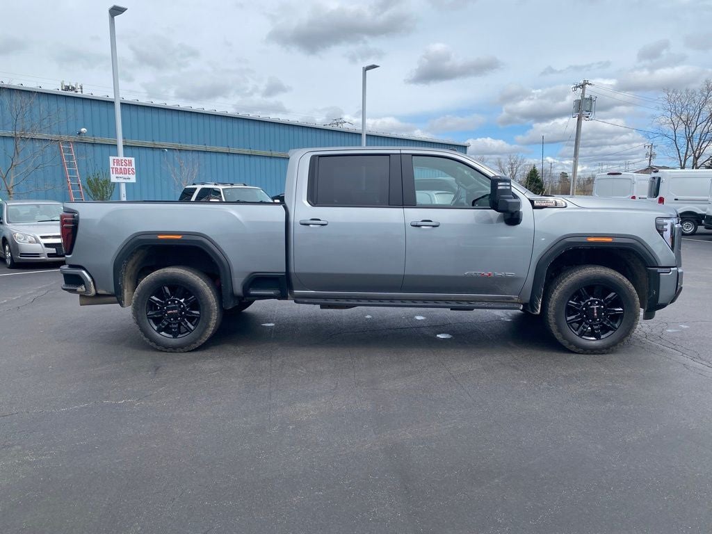 2025 GMC Sierra 2500HD AT4
