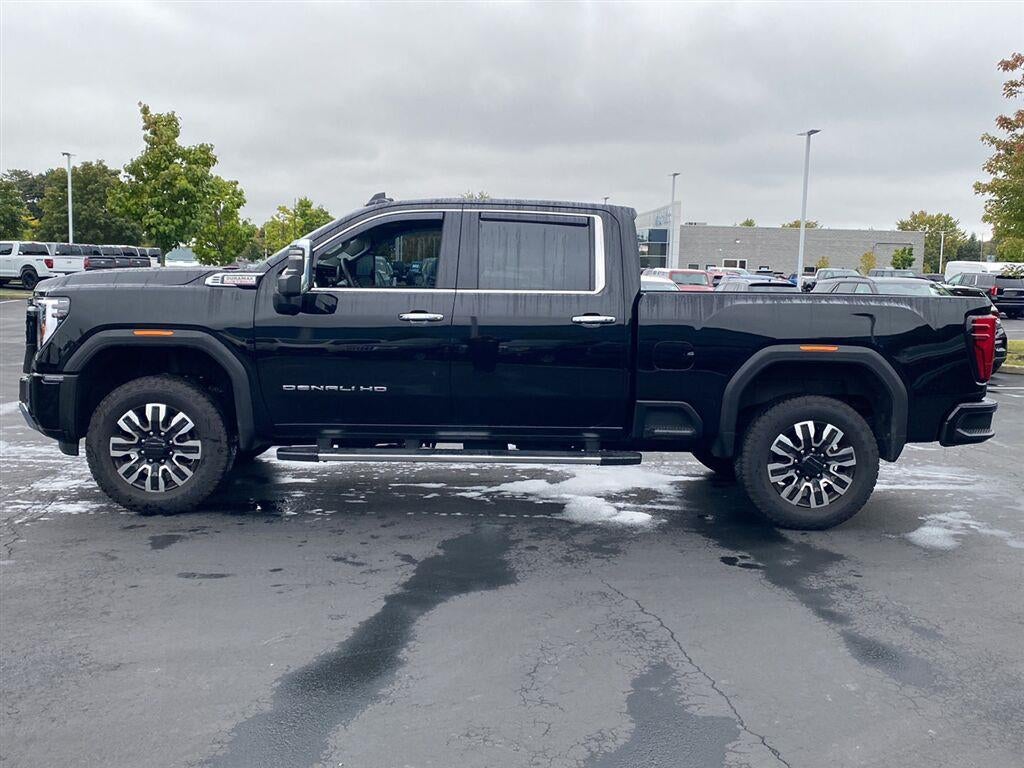 2025 GMC Sierra 2500HD Denali