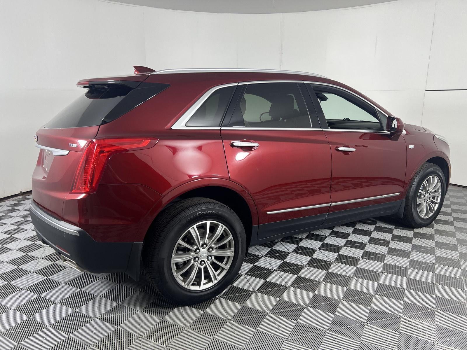 2017 Cadillac XT5 Luxury AWD