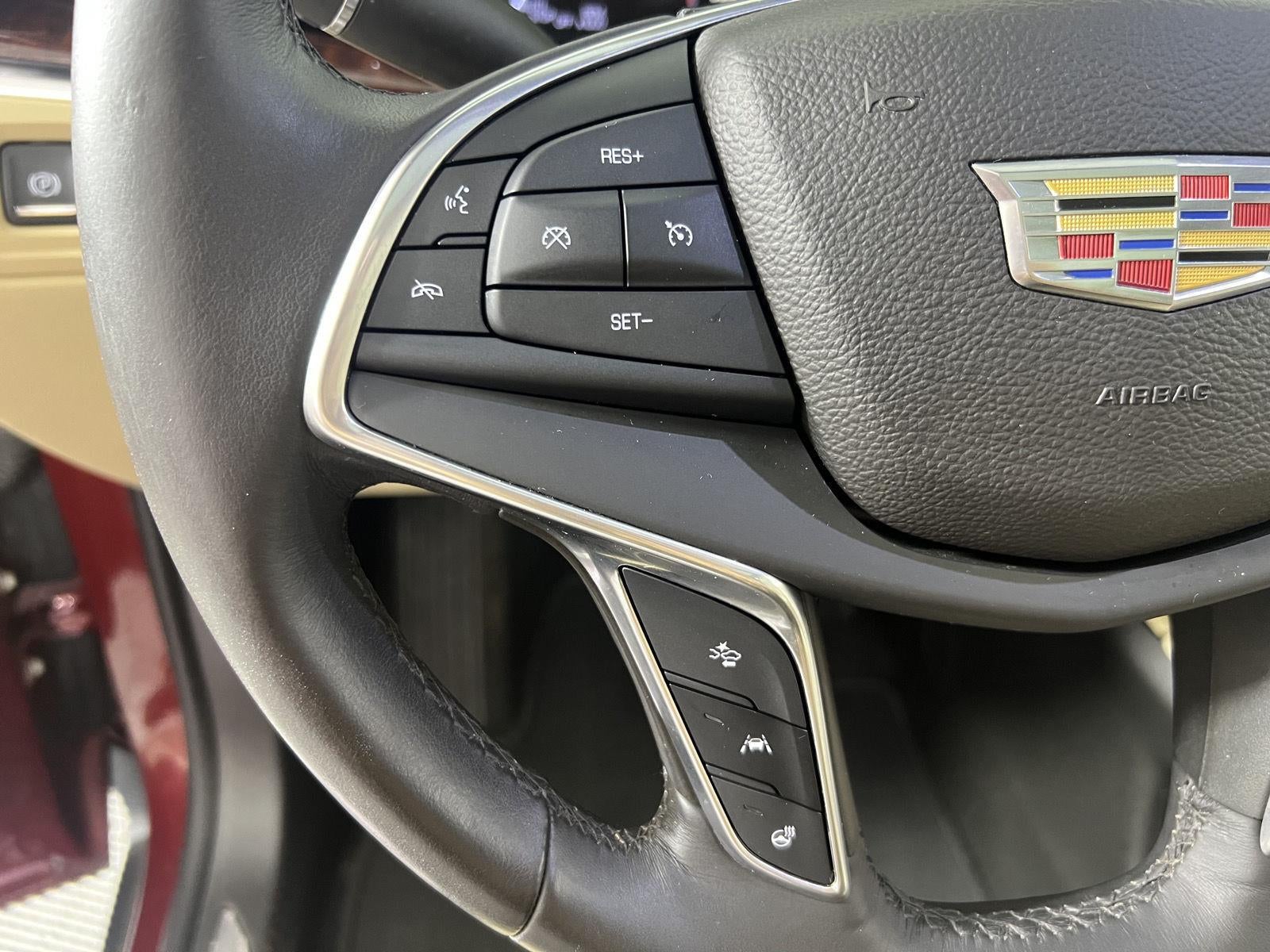 2017 Cadillac XT5 Luxury AWD