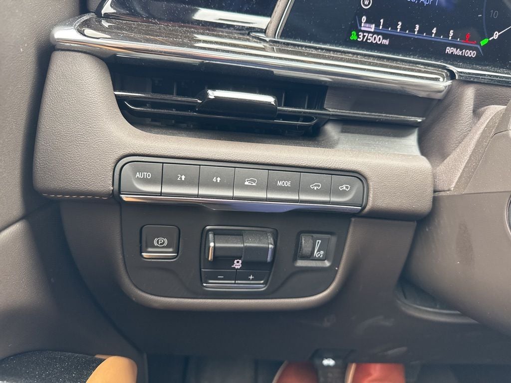 2023 Cadillac Escalade ESV Sport