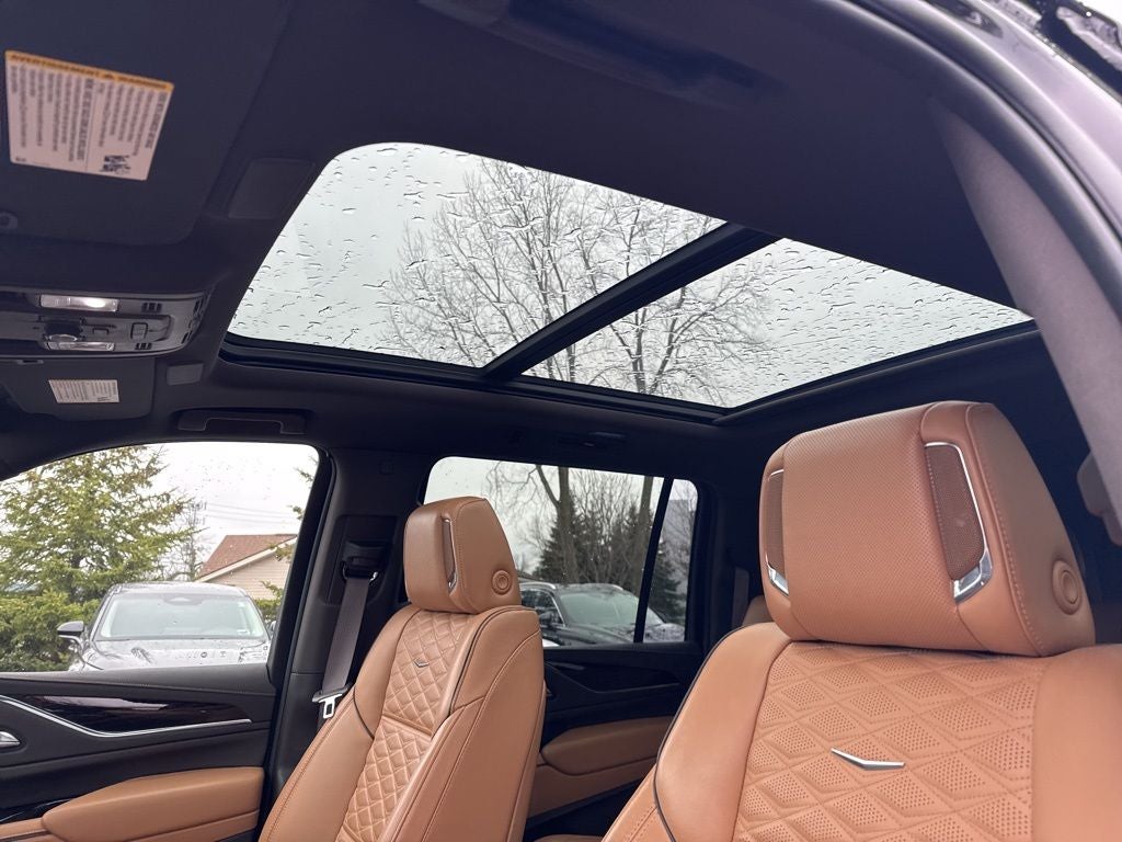 2023 Cadillac Escalade ESV Sport