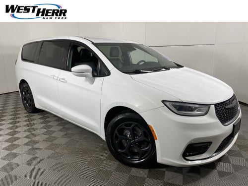 2022 Chrysler Pacifica Hybrid Touring L