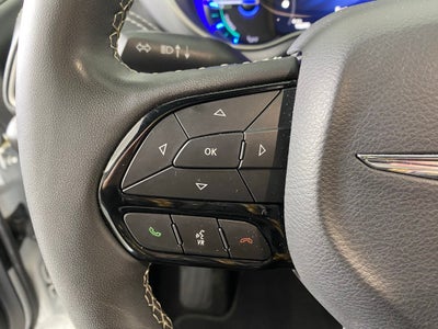 2022 Chrysler Pacifica Hybrid Touring L