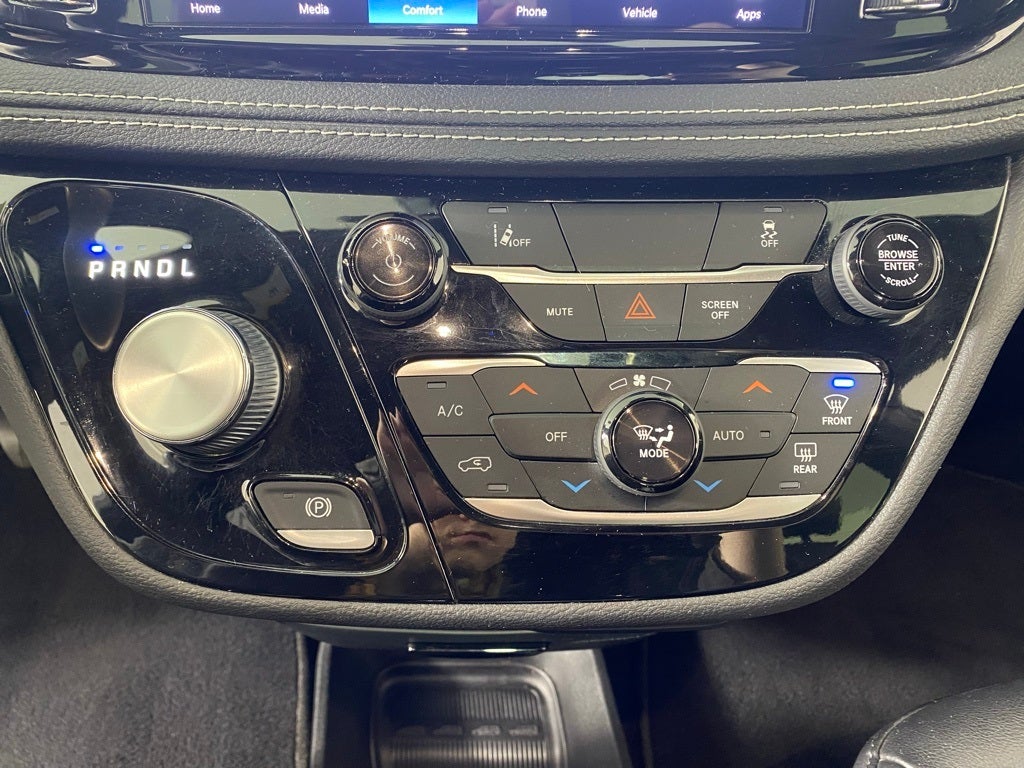 2022 Chrysler Pacifica Hybrid Touring L