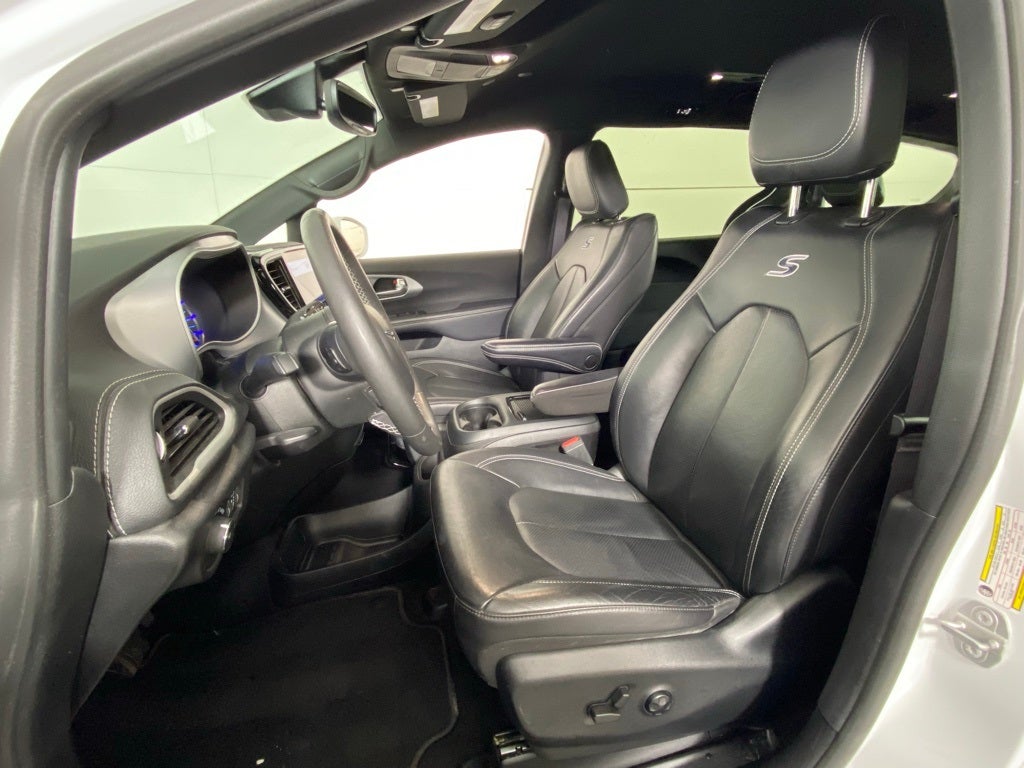 2022 Chrysler Pacifica Hybrid Touring L