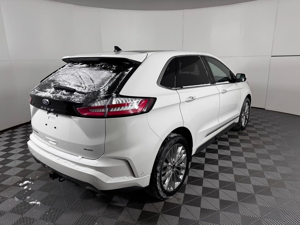 2021 Ford Edge Titanium