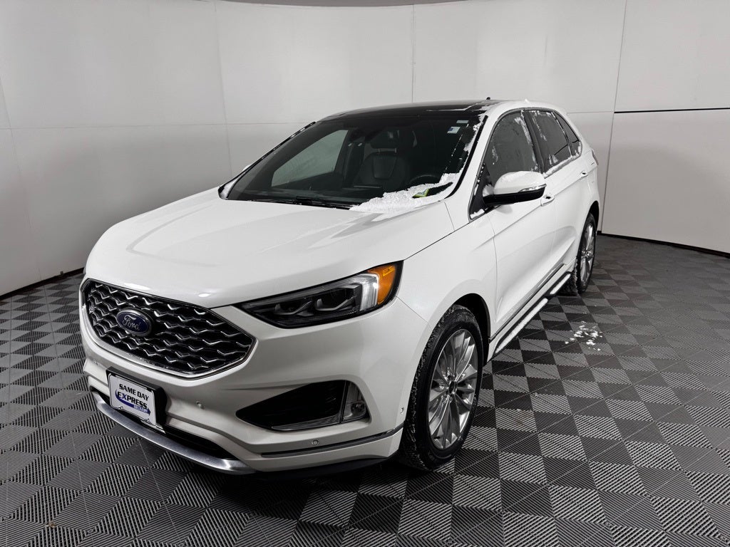 2021 Ford Edge Titanium