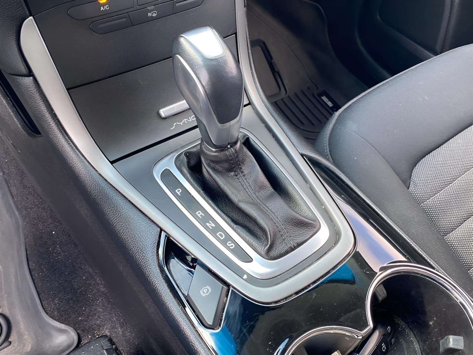 2015 Ford Edge SE