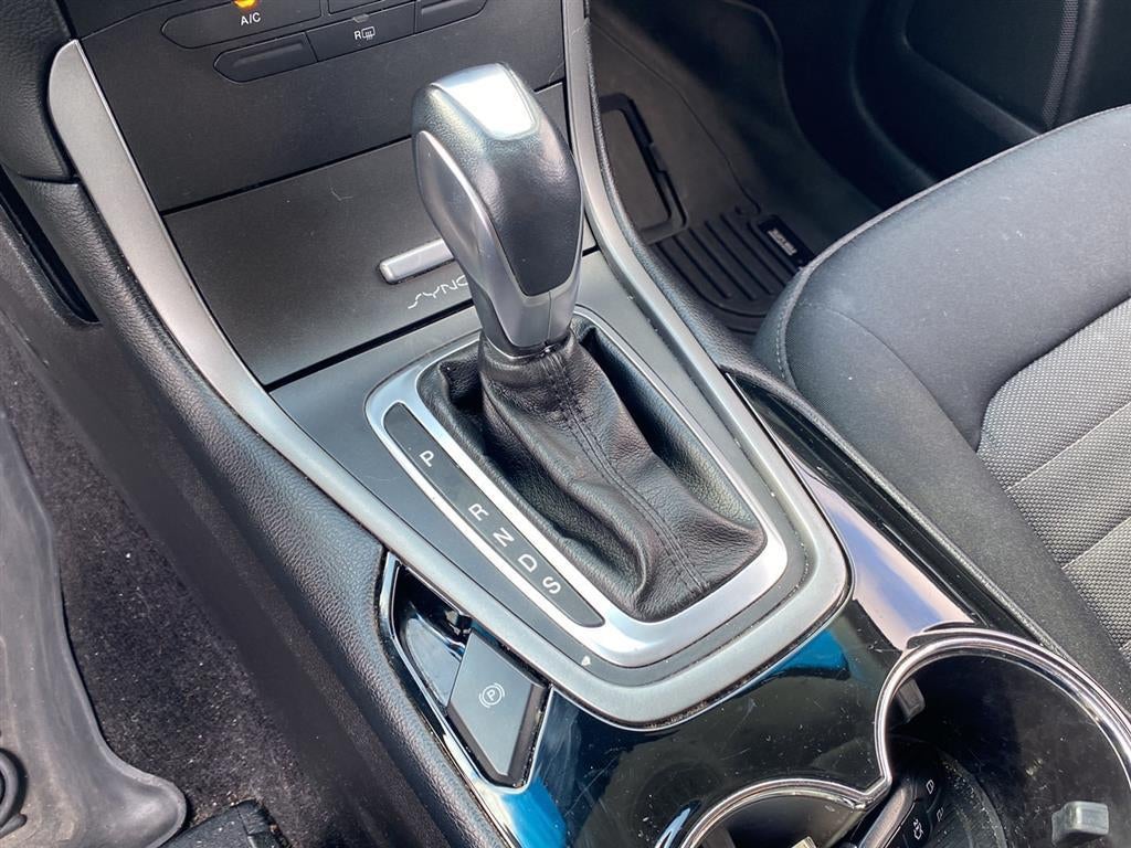 2015 Ford Edge SE