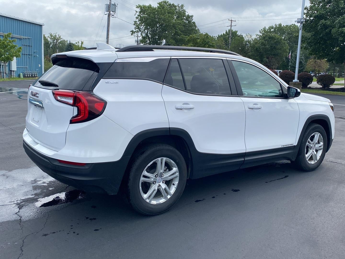 2024 GMC Terrain SLE