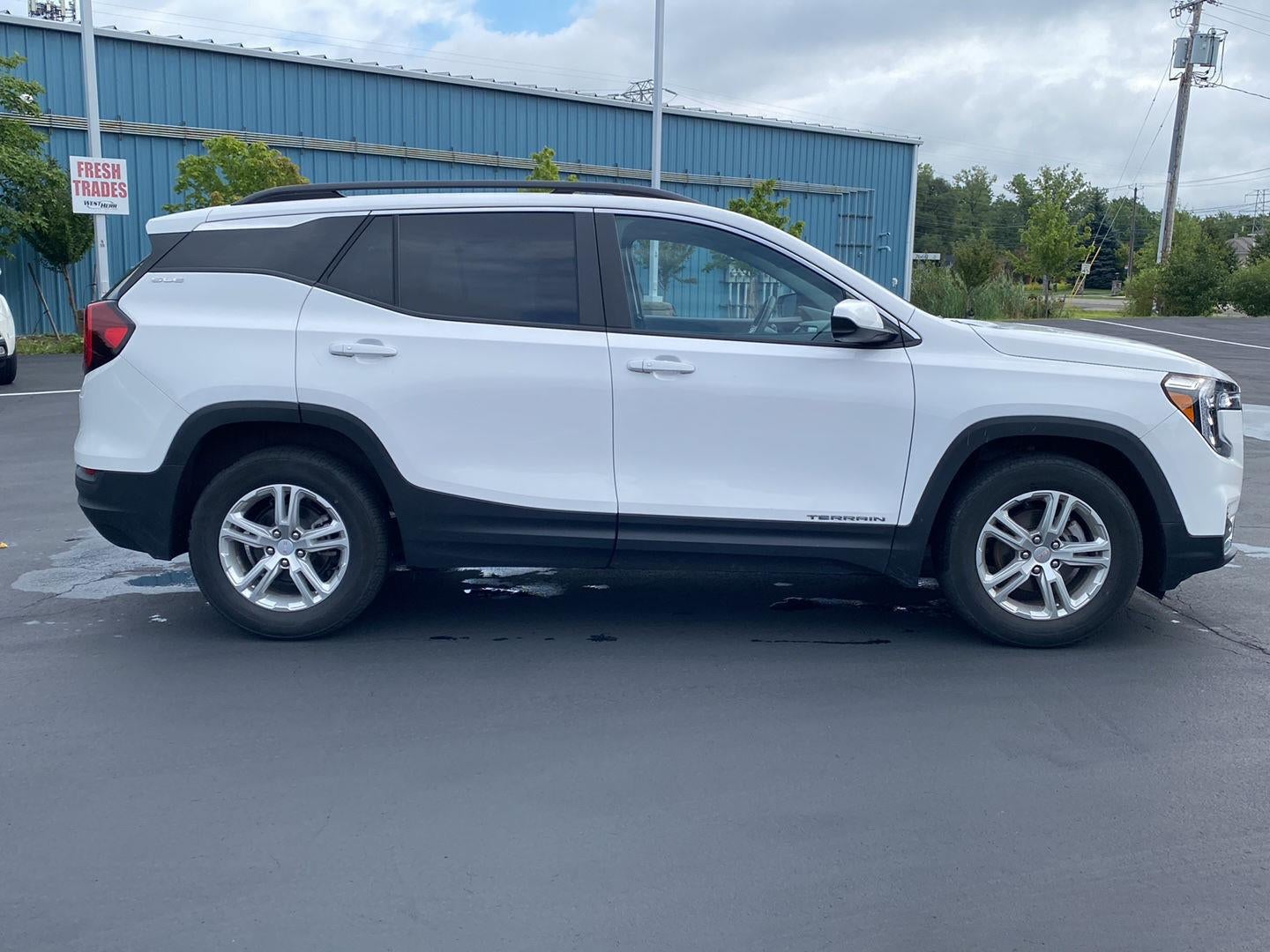 2024 GMC Terrain SLE