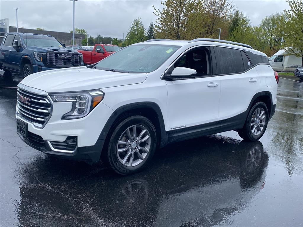 2024 GMC Terrain SLT