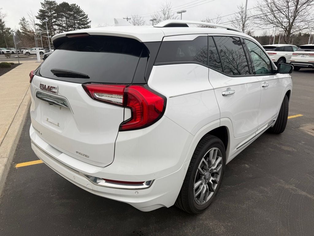 2023 GMC Terrain Denali