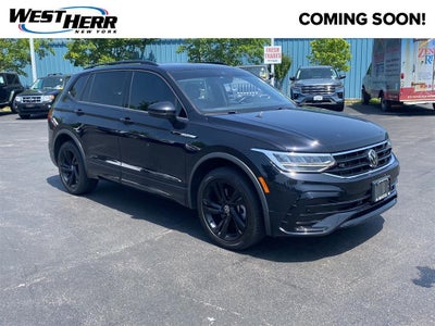 2023 Volkswagen Tiguan SE R-Line Black