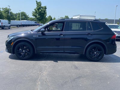 2023 Volkswagen Tiguan SE R-Line Black