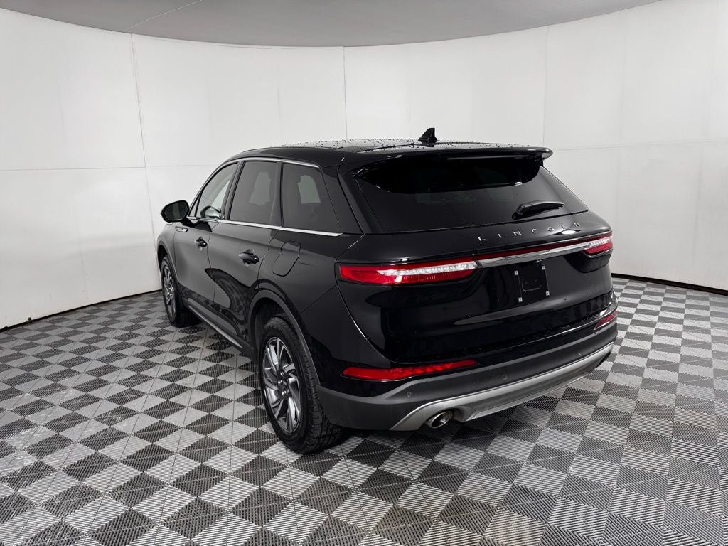 2025 Lincoln Corsair Premiere