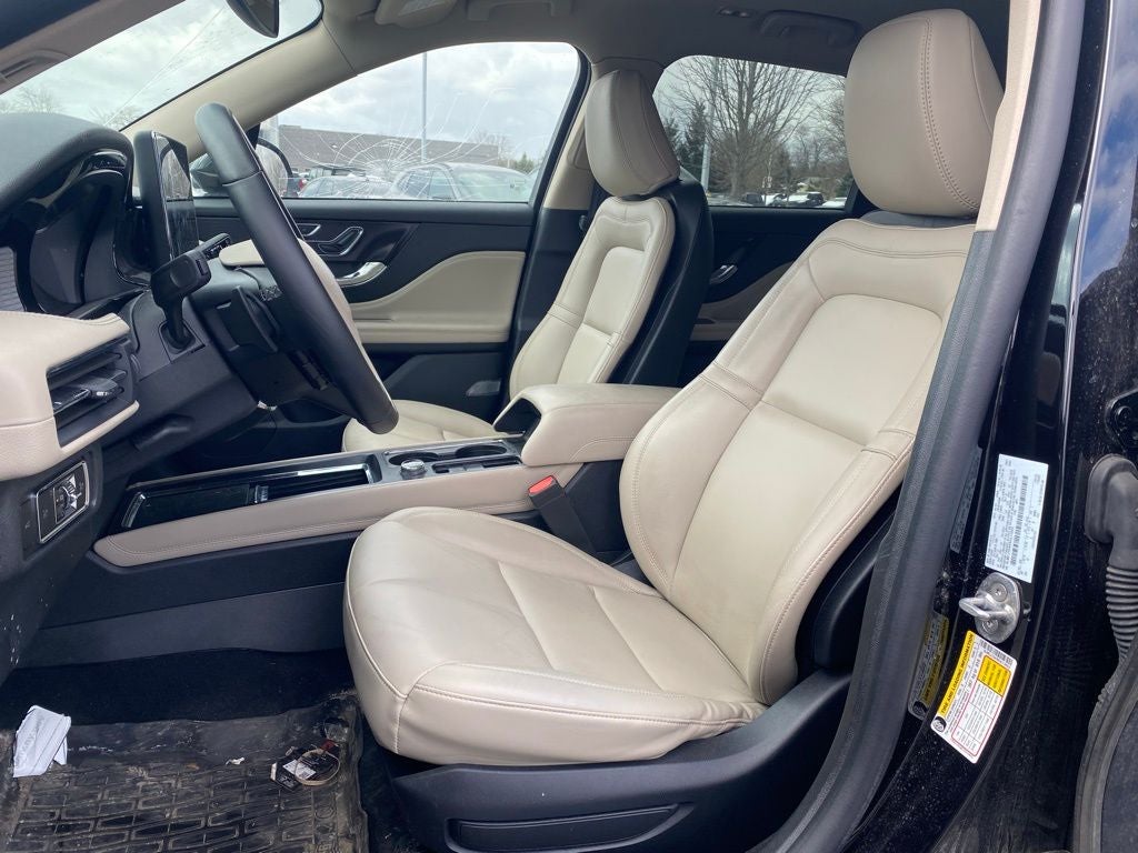 2025 Lincoln Corsair Premiere