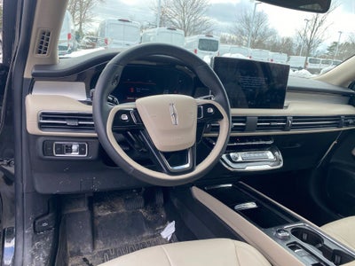 2025 Lincoln Corsair Premiere