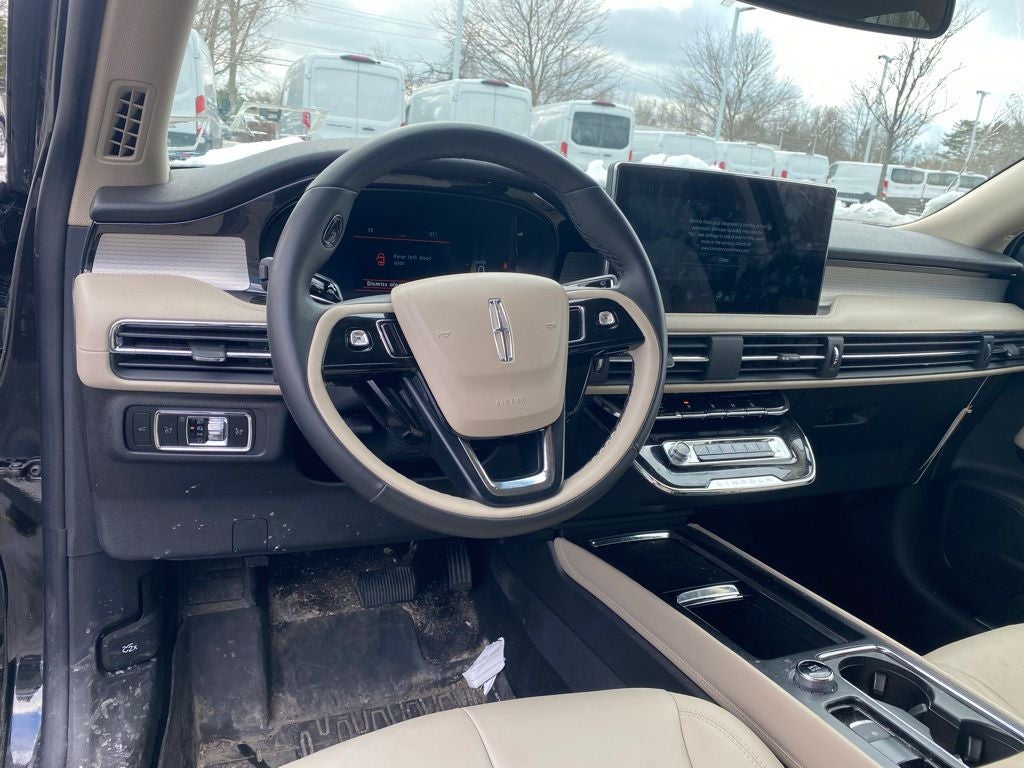 2025 Lincoln Corsair Premiere