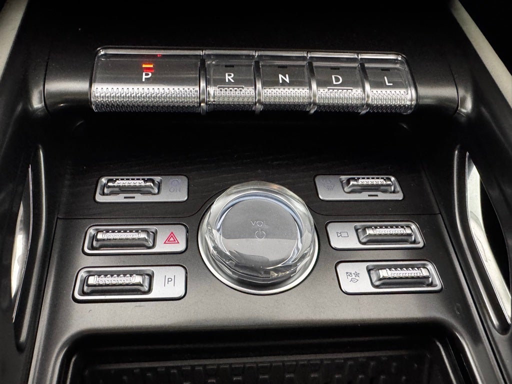 2025 Lincoln Nautilus Reserve