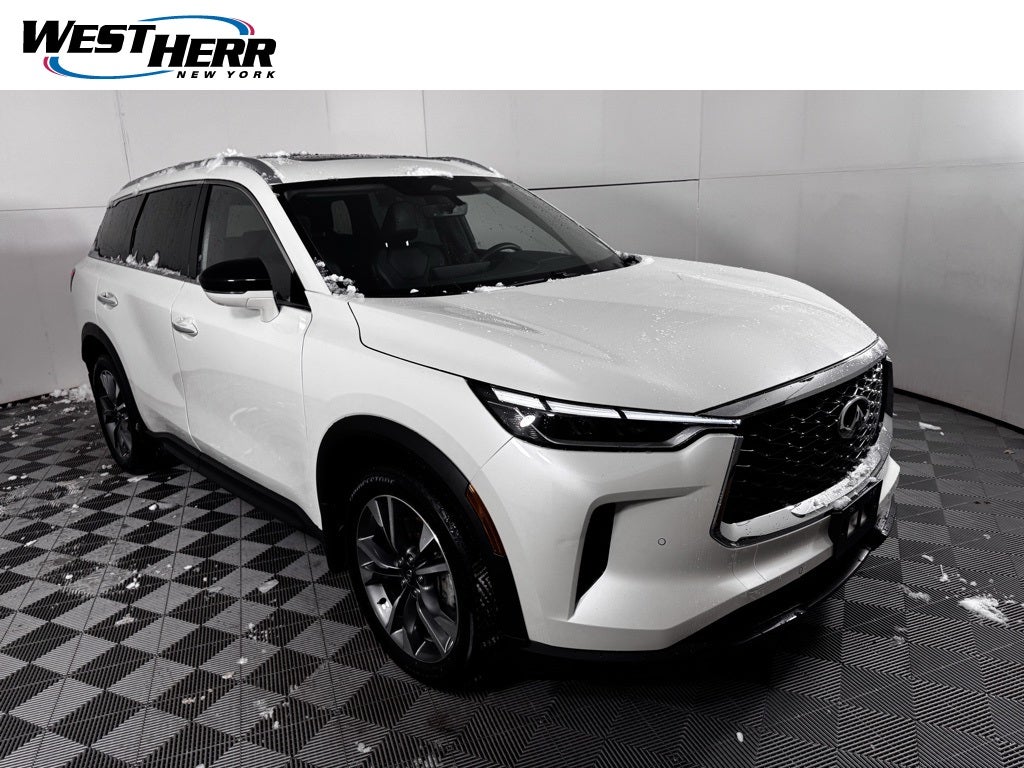 2025 INFINITI QX60 LUXE