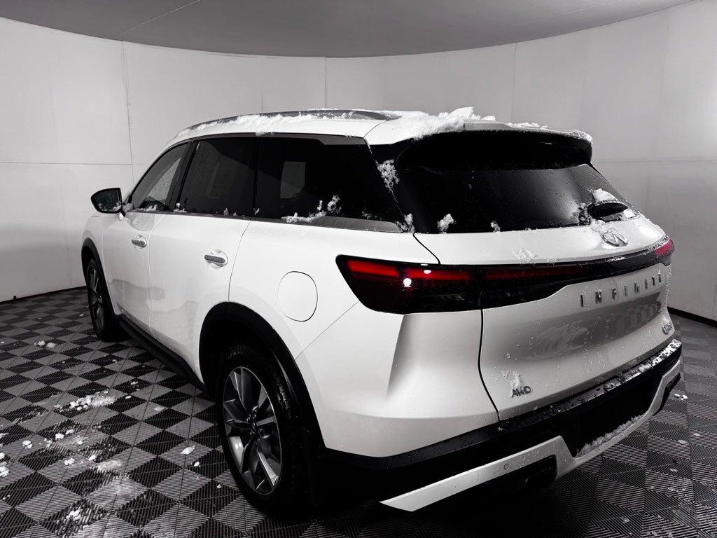 2025 INFINITI QX60 LUXE