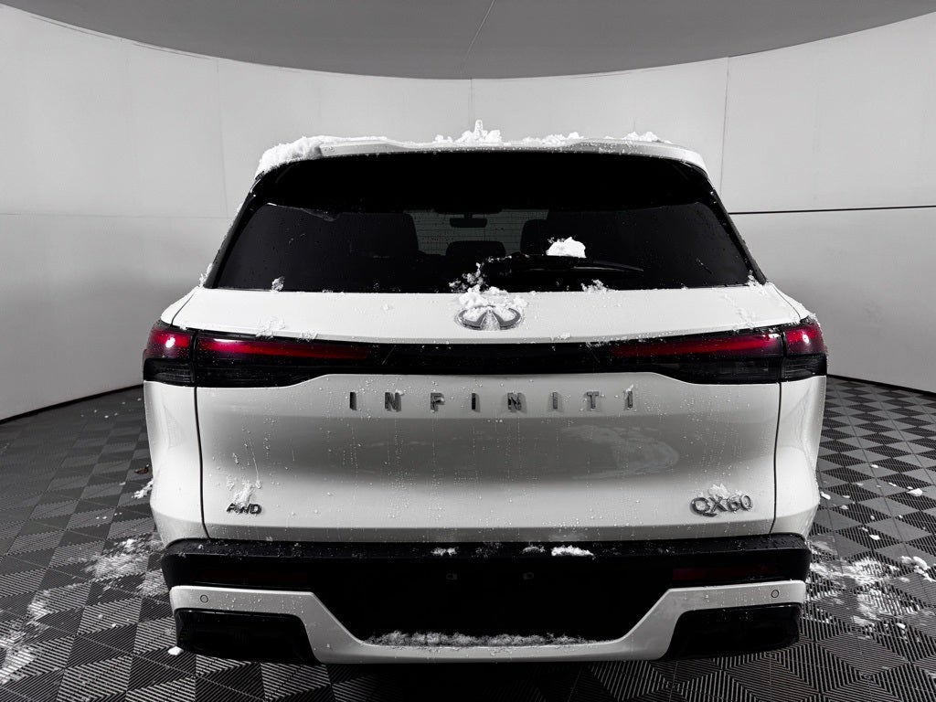 2025 INFINITI QX60 LUXE
