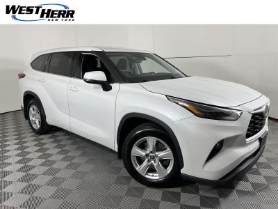 2022 Toyota Highlander LE