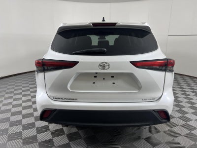 2022 Toyota Highlander LE