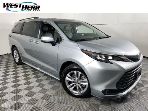 2025 Toyota Sienna XLE