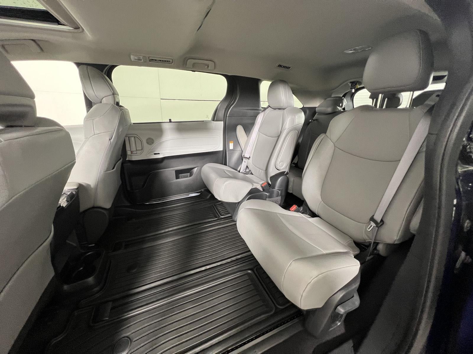 2025 Toyota Sienna XLE 7-Passenger