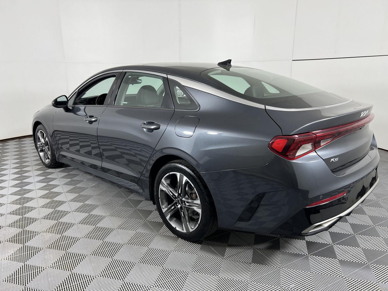 2022 Kia K5 EX