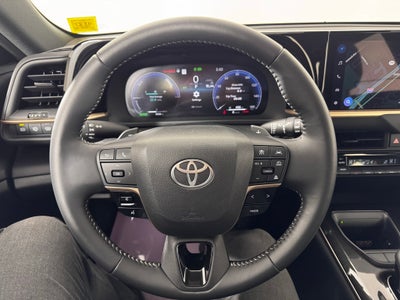 2025 Toyota Crown Signia Base