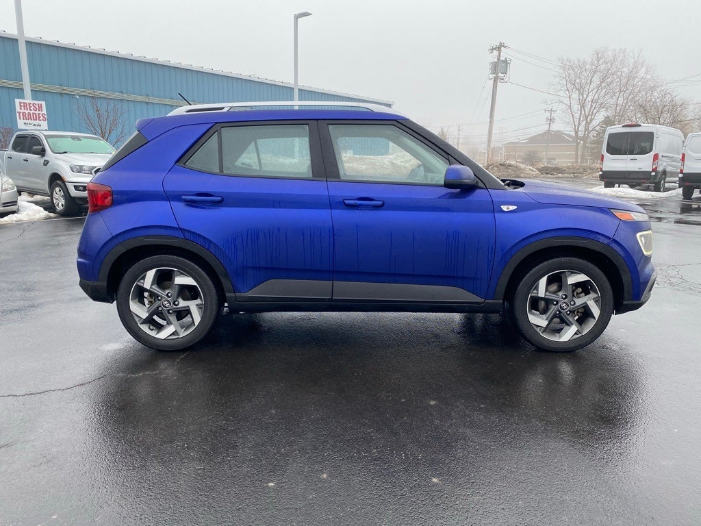2023 Hyundai VENUE Limited