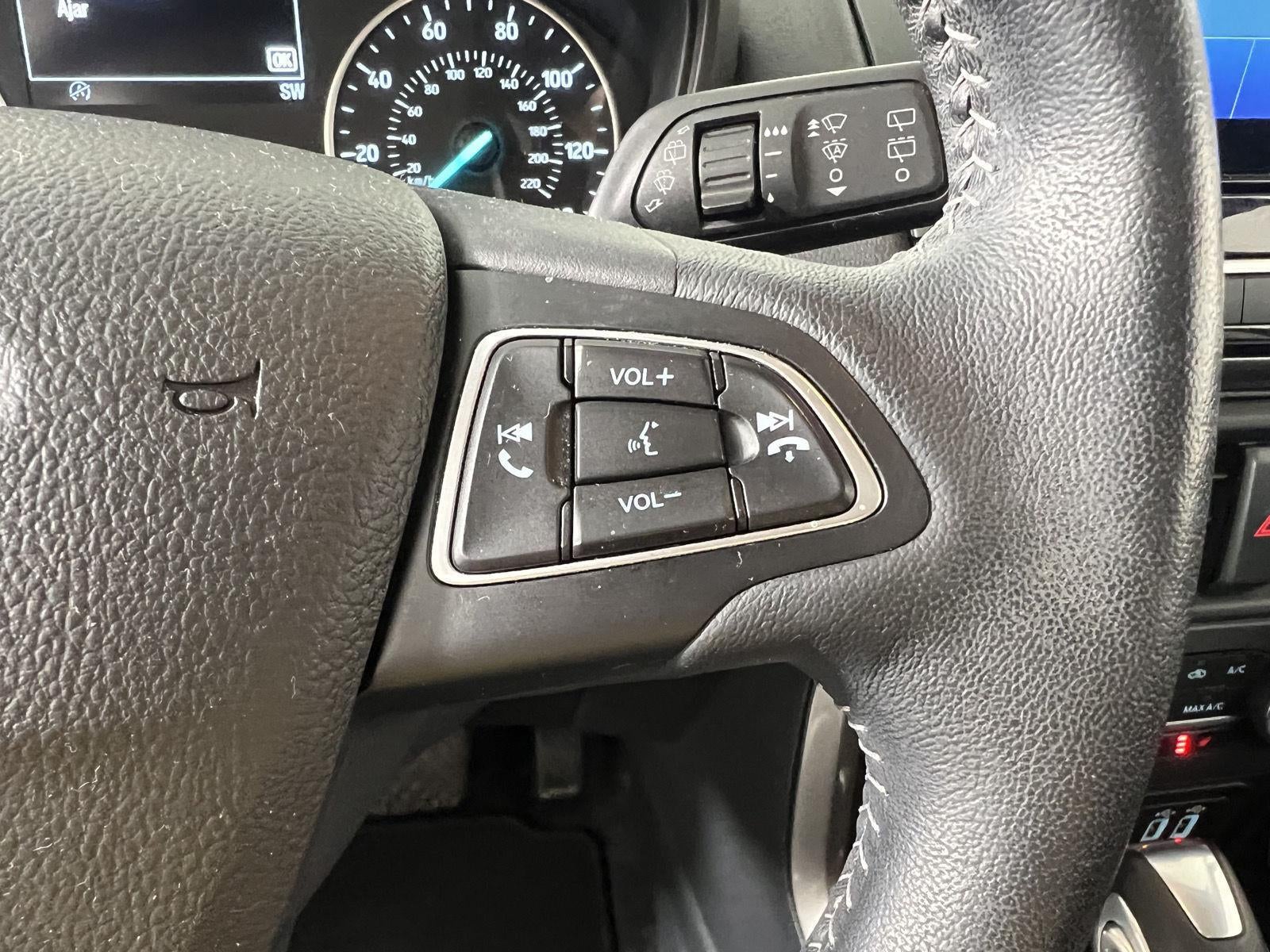 2022 Ford EcoSport SES