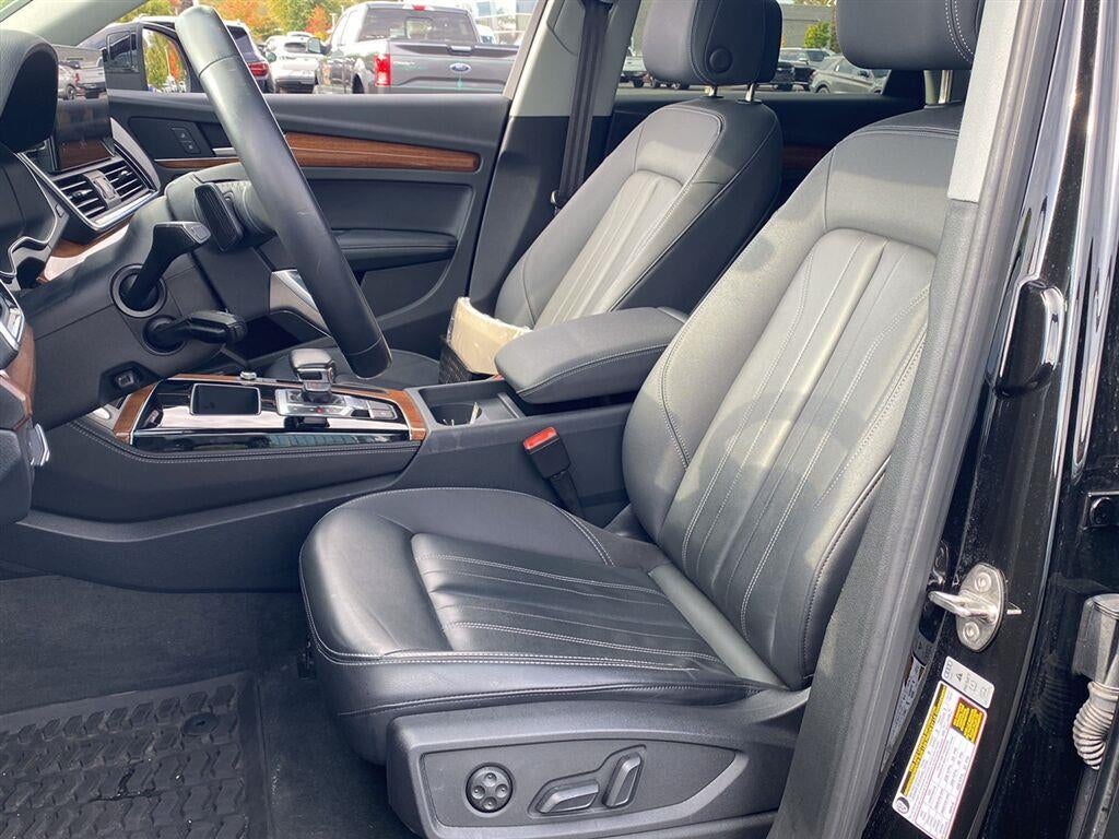 2023 Audi Q5 S line Premium Plus