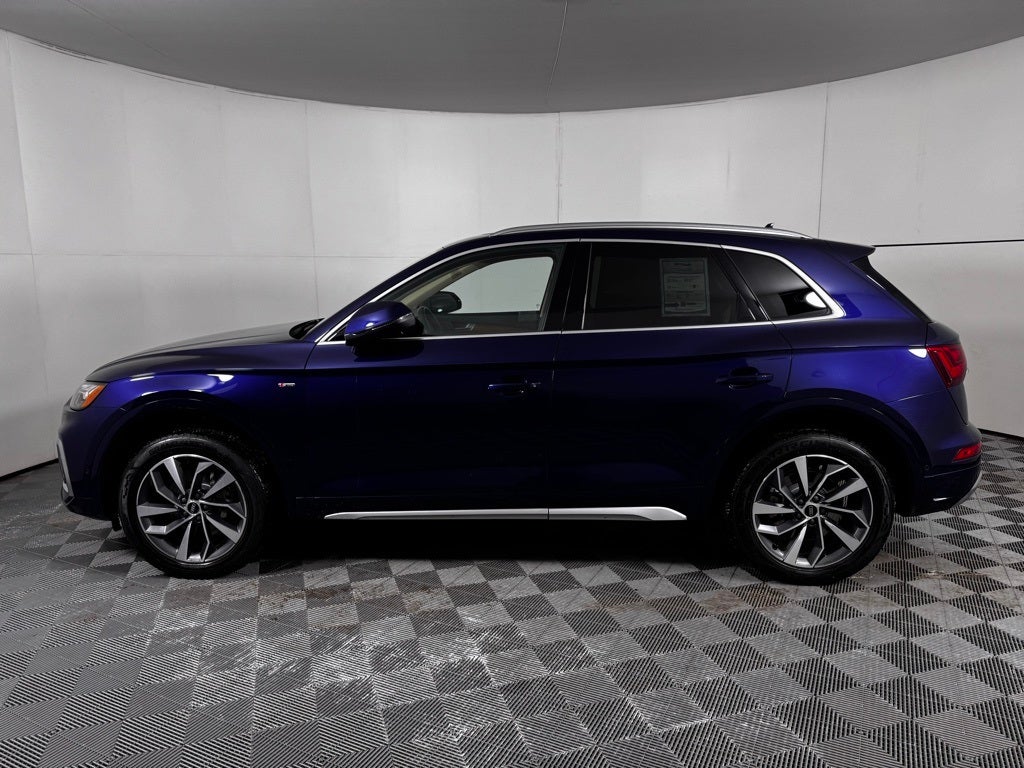 2023 Audi Q5 45 S line Prestige quattro