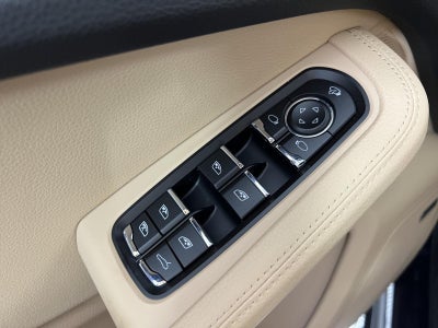 2023 Porsche Macan S