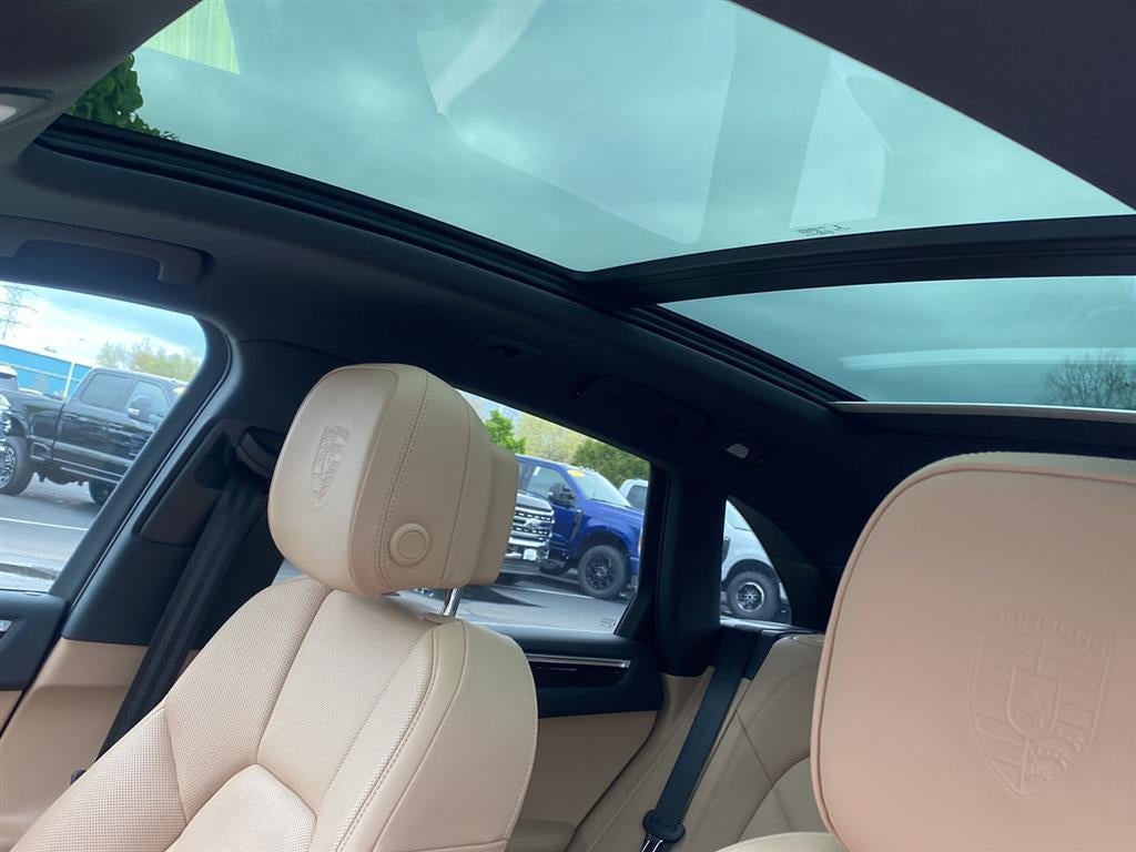2023 Porsche Macan S