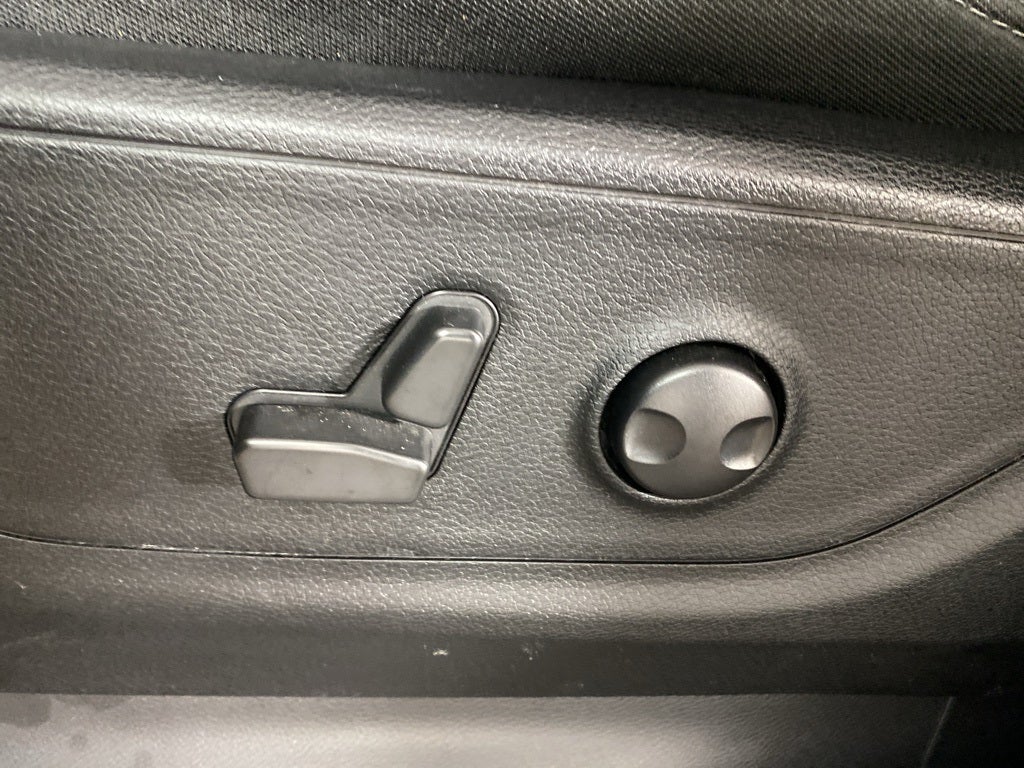 2022 RAM 1500 Big Horn/Lone Star Quad Cab