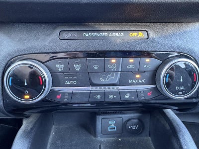 2022 Ford Escape SE Hybrid