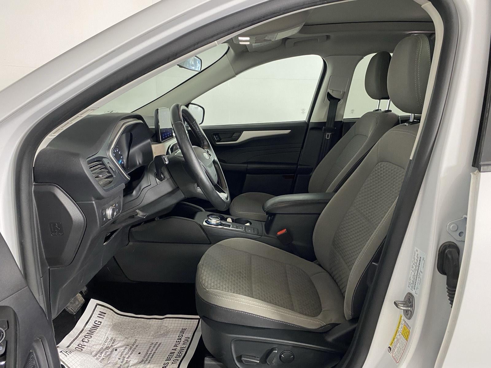 2022 Ford Escape SE Hybrid