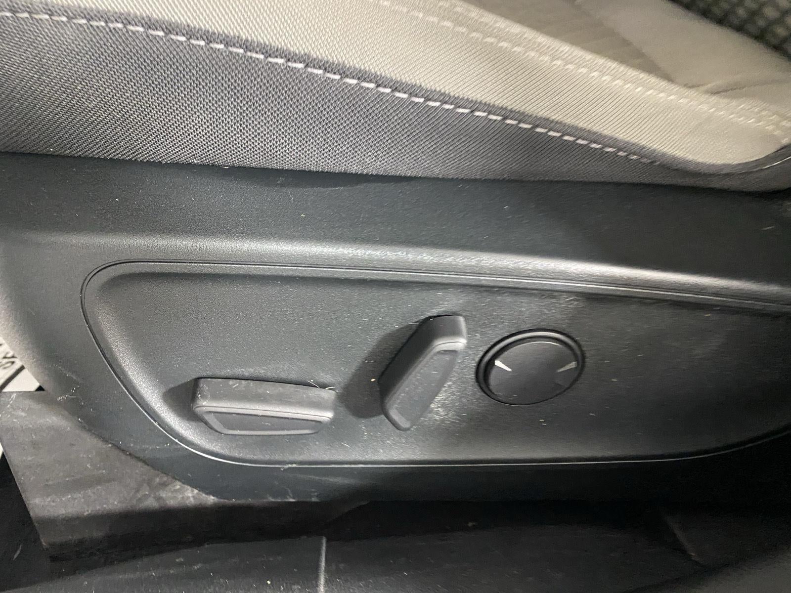 2022 Ford Escape SE Hybrid
