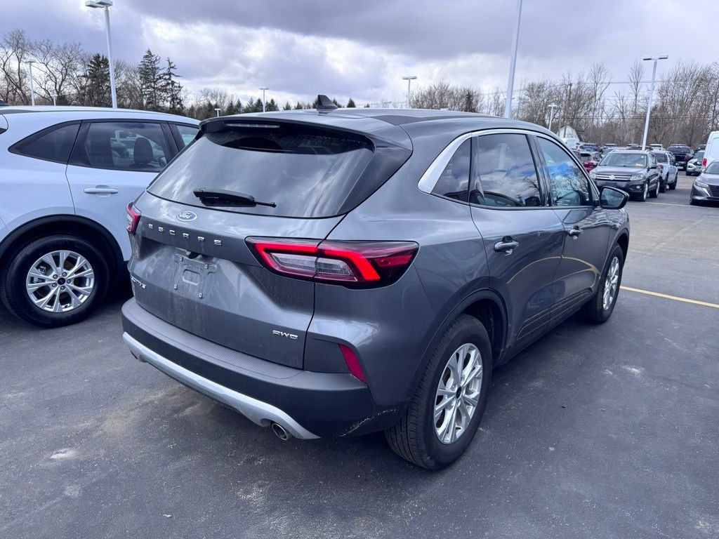 2024 Ford Escape Active