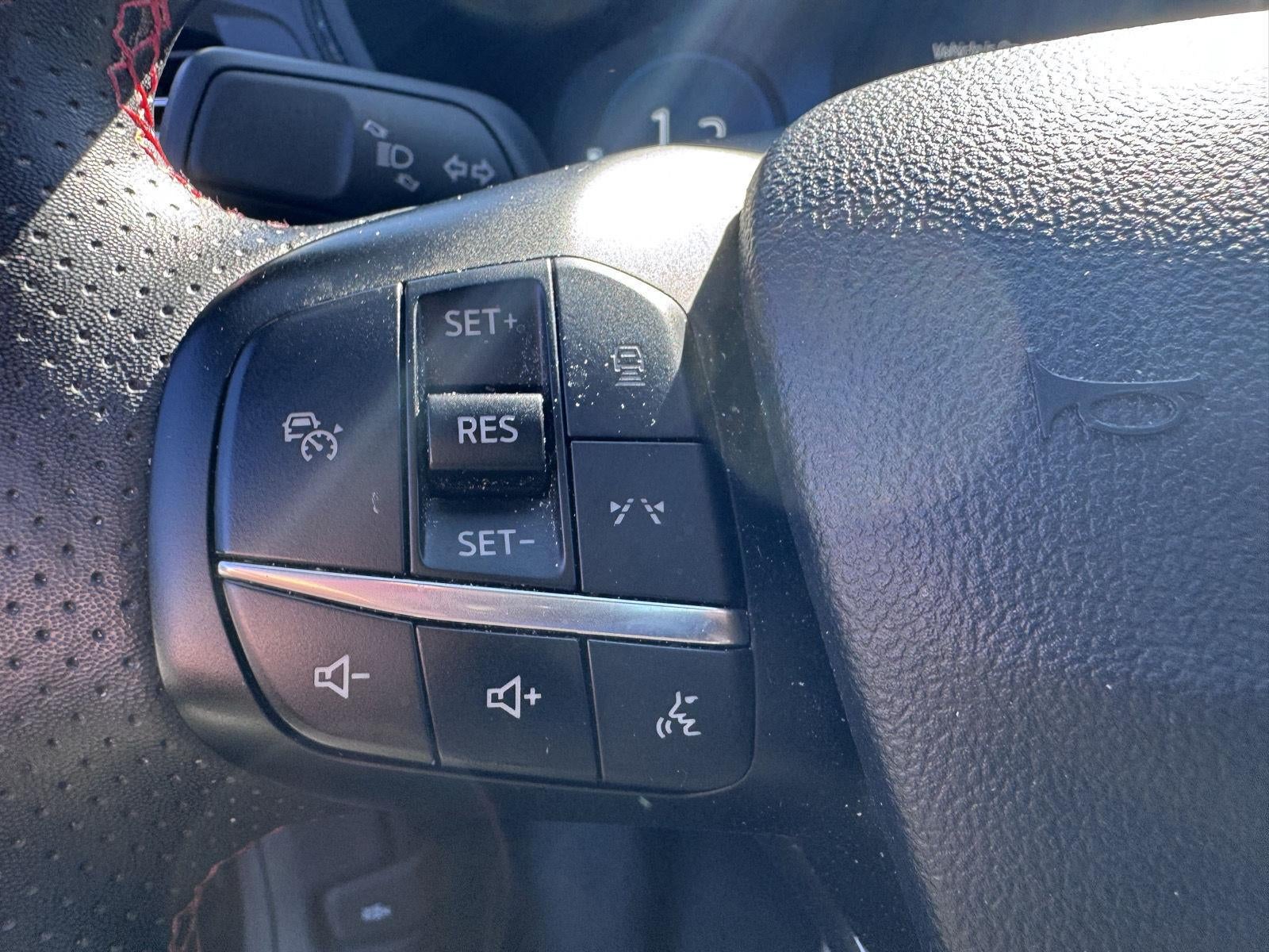 2024 Ford Escape ST-Line Select