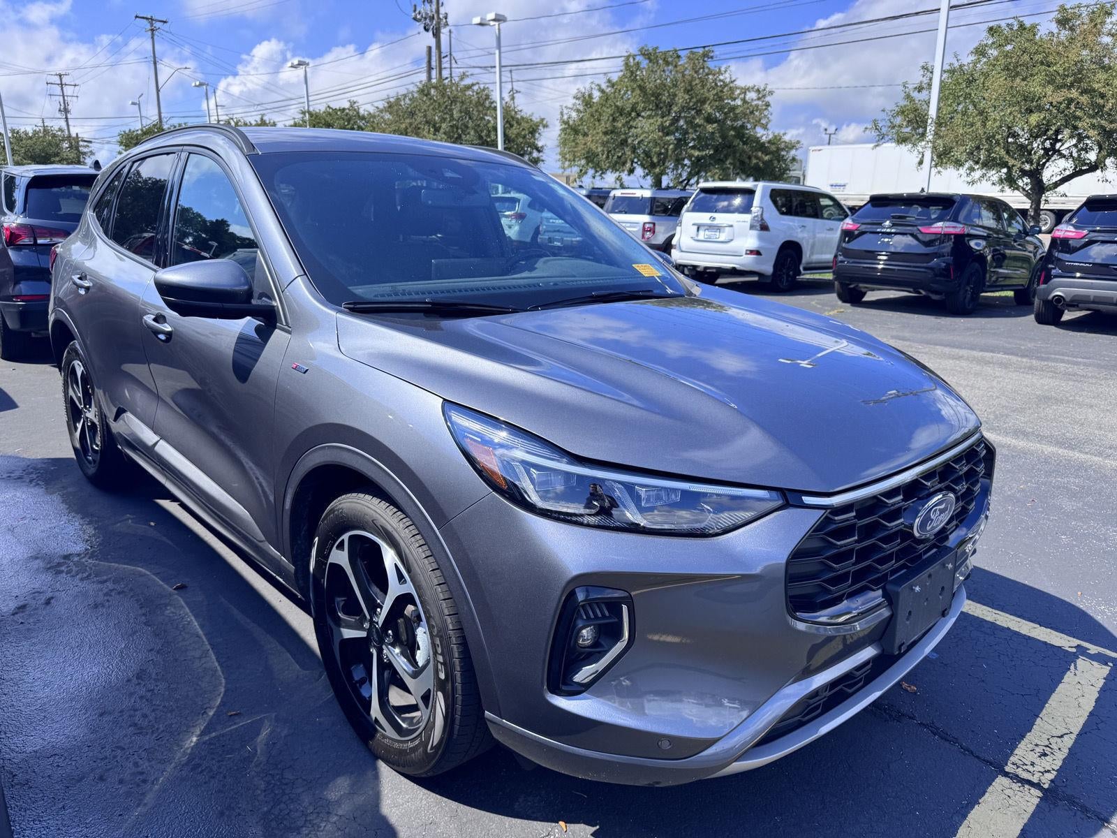 2023 Ford Escape ST-Line Elite