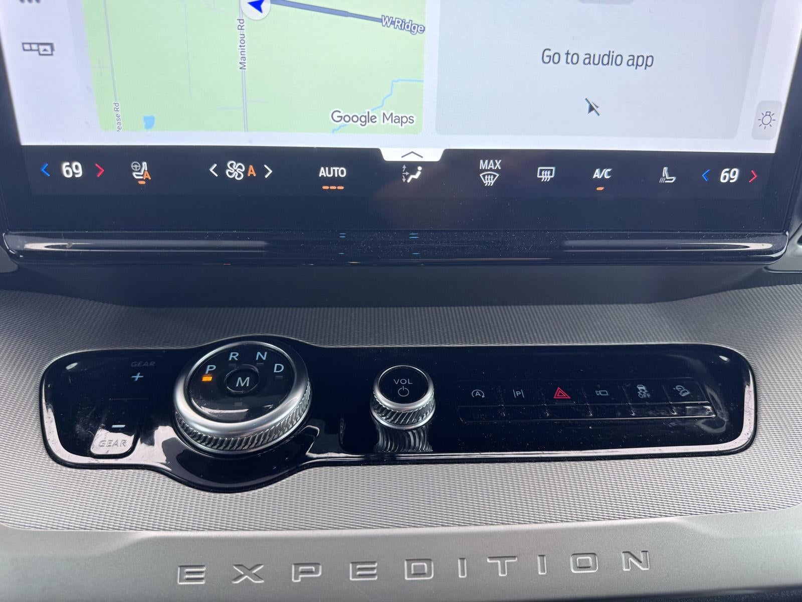 2025 Ford Expedition Max Active